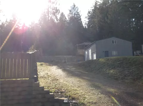 70 E Hillside Dr, Belfair, WA 98528 photo 10