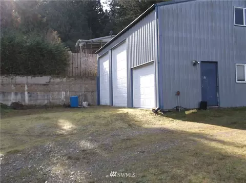 70 E Hillside Dr, Belfair, WA 98528 photo 4