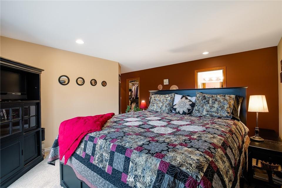  643 9th Ct, Fox Island, WA 98333 photo 35