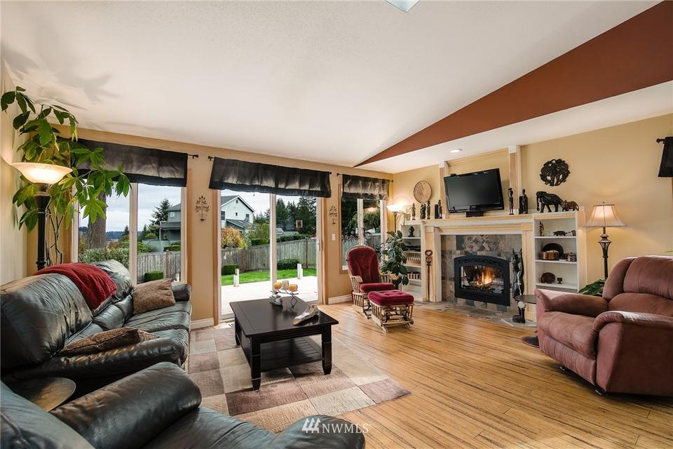  643 9th Ct, Fox Island, WA 98333 photo 23