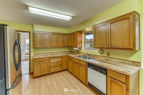 4928 Glacier Ln, Everett, WA 98203 photo 18