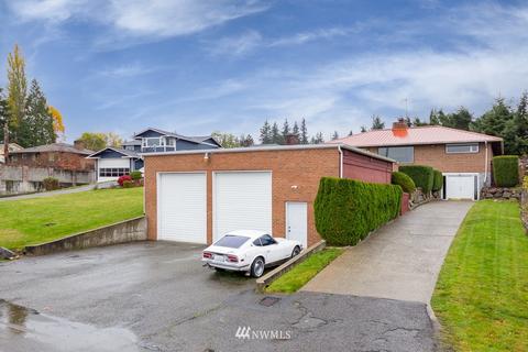 4928 Glacier Ln, Everett, WA 98203 photo 2