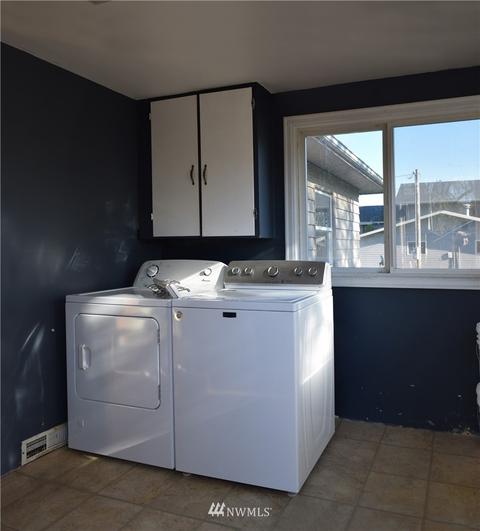 1202 E Main St, Everson, WA 98247 photo 19