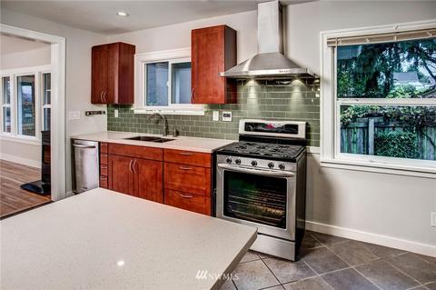 2114 E Grand Ave, Everett, WA 98201 photo 11
