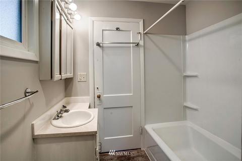 2114 E Grand Ave, Everett, WA 98201 photo 21