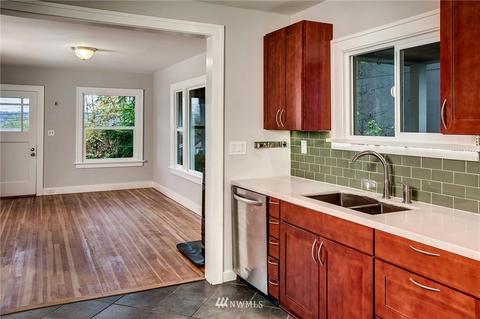 2114 E Grand Ave, Everett, WA 98201 photo 10