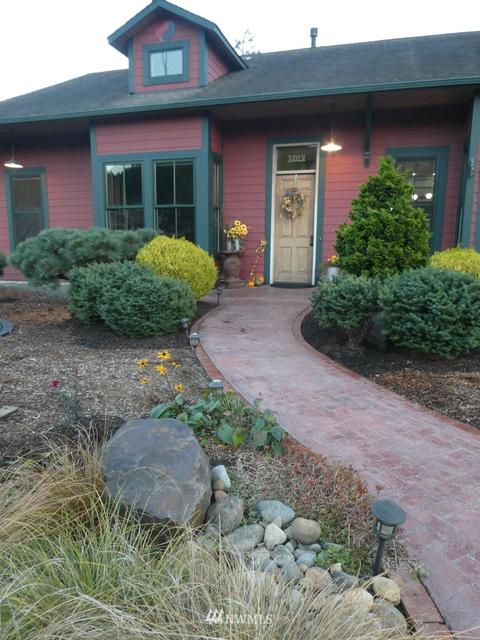 1012 SE Front St, Winlock, WA 98596 photo 6