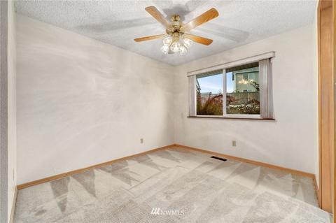722 Charwila Ln, Enumclaw, WA 98022 photo 4