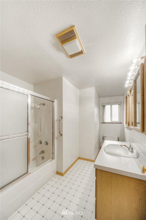 722 Charwila Ln, Enumclaw, WA 98022 photo 10