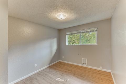 5035 Crest Ln, Everett, WA 98203 photo 7