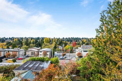9233 Phinney Ave N, Seattle, WA 98103 photo 19