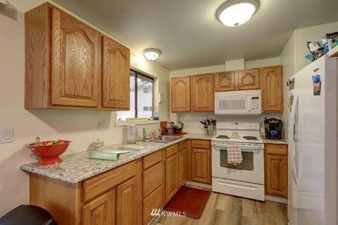 225 219th Pl SW, Bothell, WA 98021 photo 6
