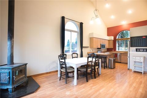 712 4th St, Sultan, WA 98294 photo 3