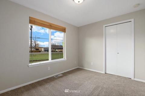 602 Calistoga St W, Orting, WA 98360 photo 28