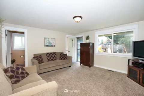 2406 97th Pl SE, Everett, WA 98208 photo 10