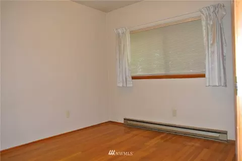 611 Harman Way S, Orting, WA 98360 photo 29