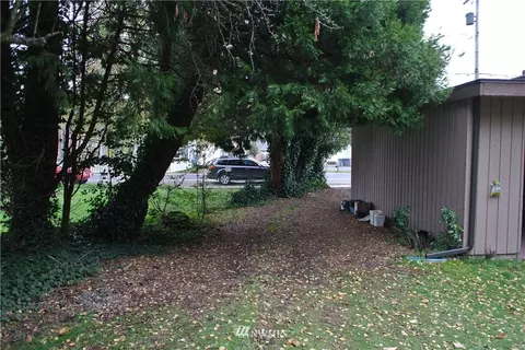 611 Harman Way S, Orting, WA 98360 photo 8