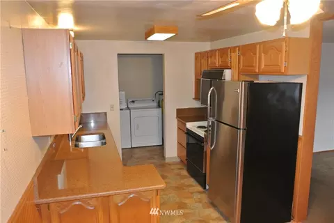 611 Harman Way S, Orting, WA 98360 photo 21