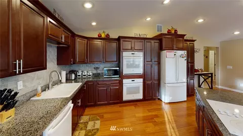 149 Leslie Ln, Sequim, WA 98382 photo 5