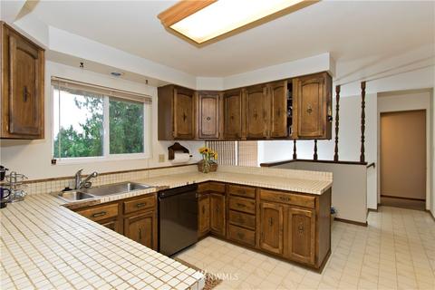 23807 SE 471st St, Enumclaw, WA 98022 photo 9