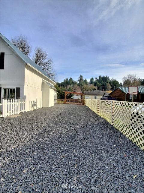 912 SE Front St, Winlock, WA 98596 photo 7