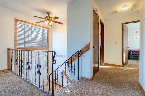 156 E Maple St, Walla Walla, WA 99362 photo 4