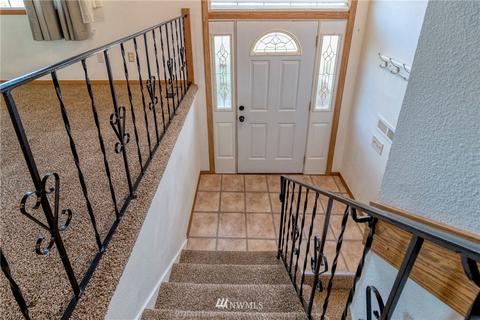 156 E Maple St, Walla Walla, WA 99362 photo 3