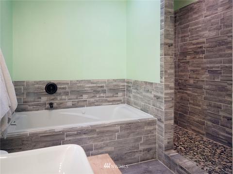 1324 304th St E, Roy, WA 98580 photo 13