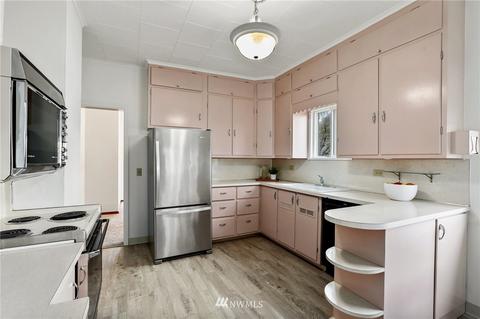 1326 E Marine View Dr, Everett, WA 98201 photo 14