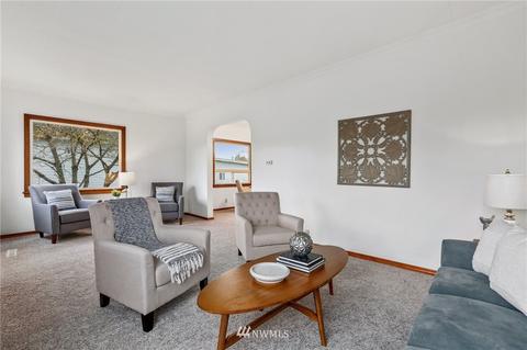 1326 E Marine View Dr, Everett, WA 98201 photo 5
