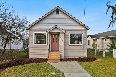 1326 E Marine View Dr, Everett, WA 98201 photo 1