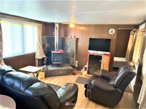 1111 E Wiley St, Forks, WA 98331 photo 2