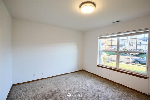 115 Silvernail St NE, Orting, WA 98360 photo 8
