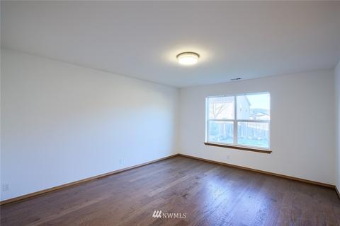 115 Silvernail St NE, Orting, WA 98360 photo 5