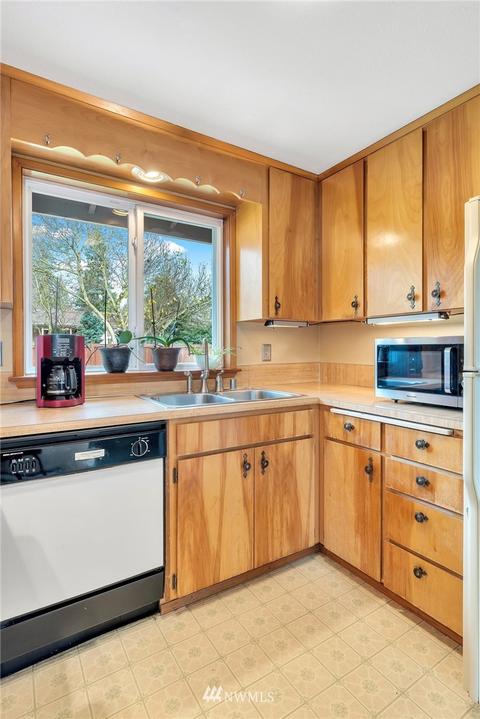 1929 74th St SE, Everett, WA 98203 photo 8