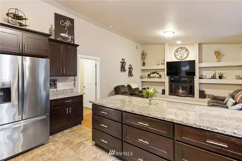 25318 38th Ave E, Spanaway, WA 98387 photo 9