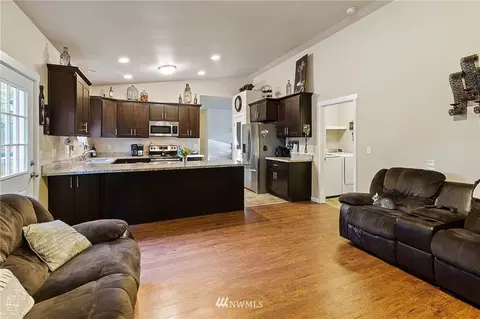 25318 38th Ave E, Spanaway, WA 98387 photo 7