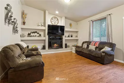 25318 38th Ave E, Spanaway, WA 98387 photo 6