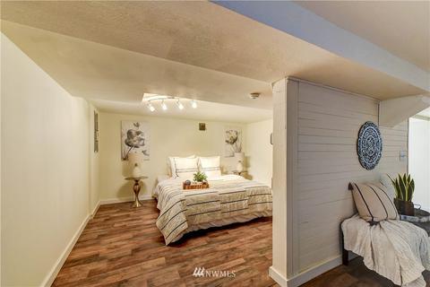 812 E Marine View Dr, Everett, WA 98201 photo 16