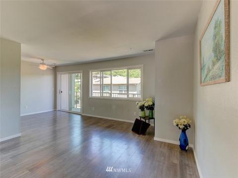 9517 NE 180th St #B305, Bothell, WA 98011 photo 4