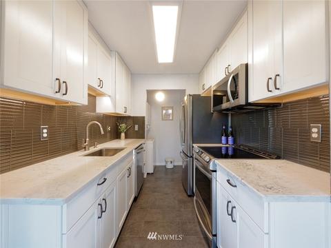 9517 NE 180th St #B305, Bothell, WA 98011 photo 10