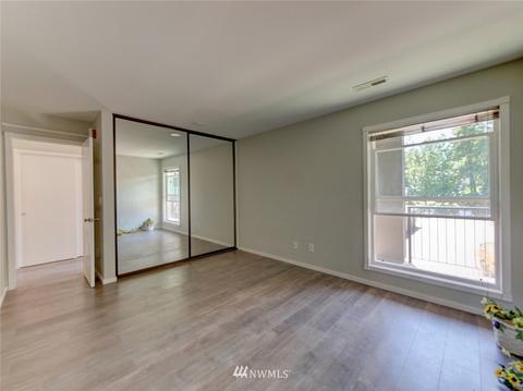 9517 NE 180th St #B305, Bothell, WA 98011 photo 20