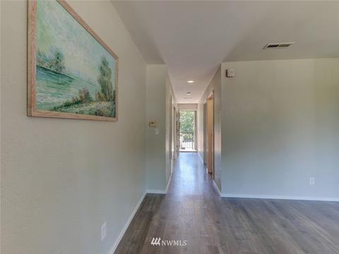 9517 NE 180th St #B305, Bothell, WA 98011 photo 3