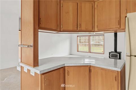 143 Fall River Rd, Cosmopolis, WA 98537 photo 11