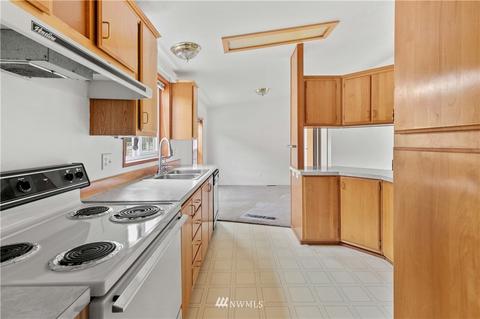 143 Fall River Rd, Cosmopolis, WA 98537 photo 9