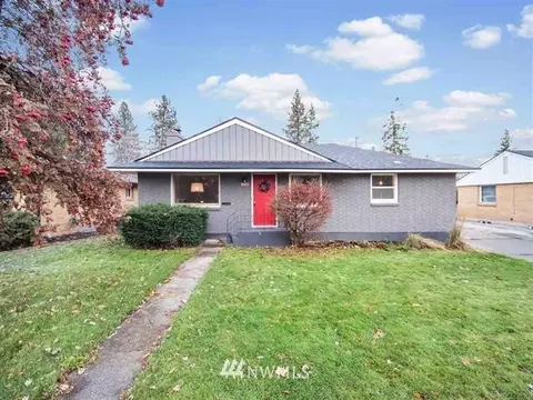 1228 E 37th Ave, Spokane, WA 99203 photo 1