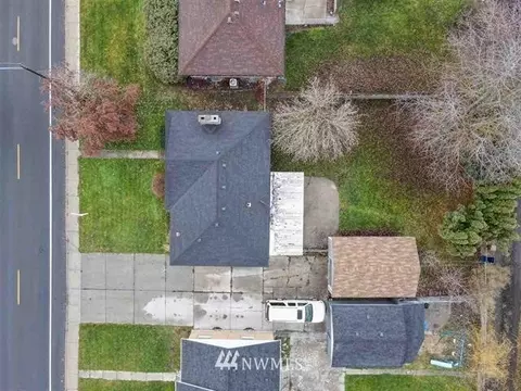 1228 E 37th Ave, Spokane, WA 99203 photo 32