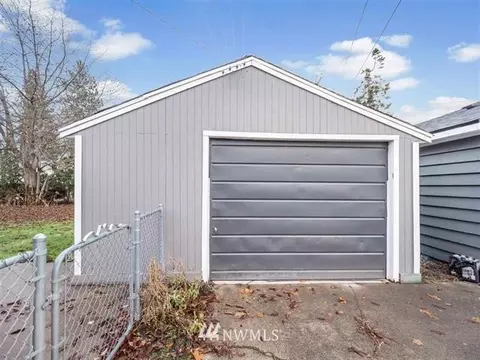 1228 E 37th Ave, Spokane, WA 99203 photo 28