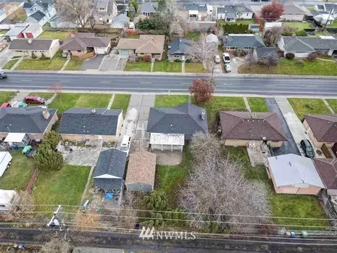 1228 E 37th Ave, Spokane, WA 99203 photo 36