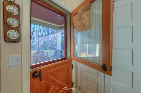 79 Bright Water Ln, Eastsound, WA 98245 photo 3